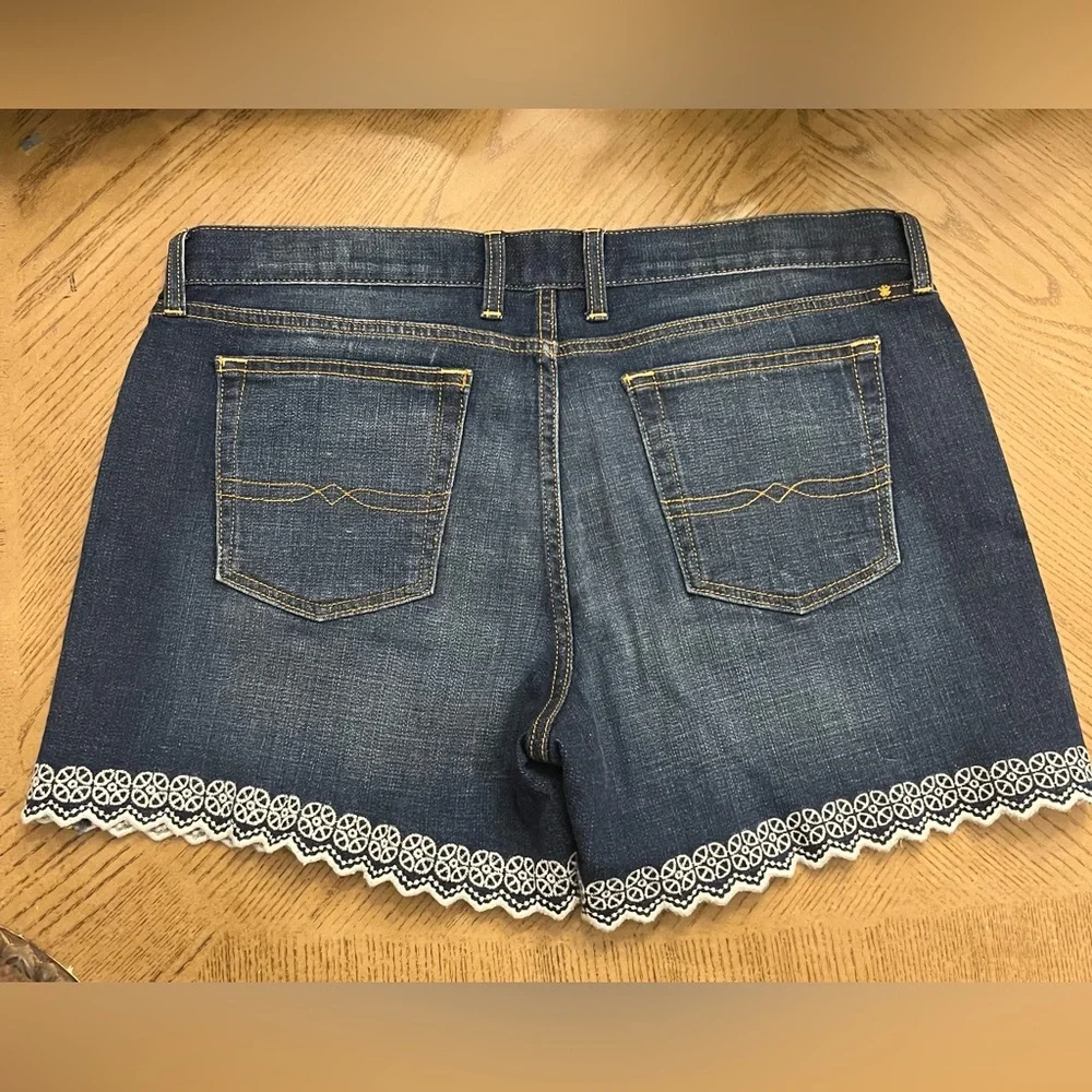 VTG- Lucky Brand ABBEY SHORT size 10/30 - Picture 4 of 9